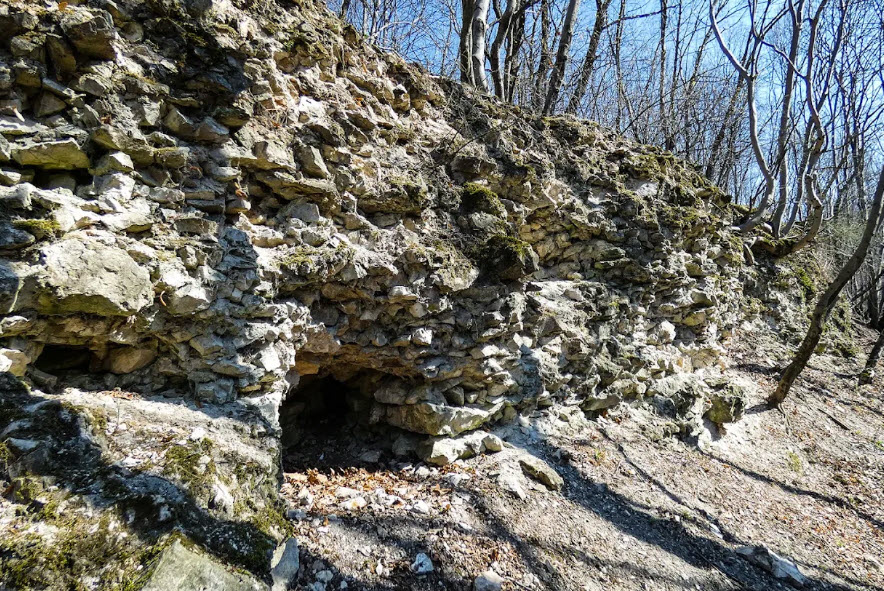 Oroszlánkő - Csáki-Vár, Hungary